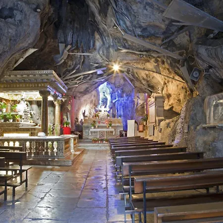 Kumpa' Sicilian בית הארחה פלרמו